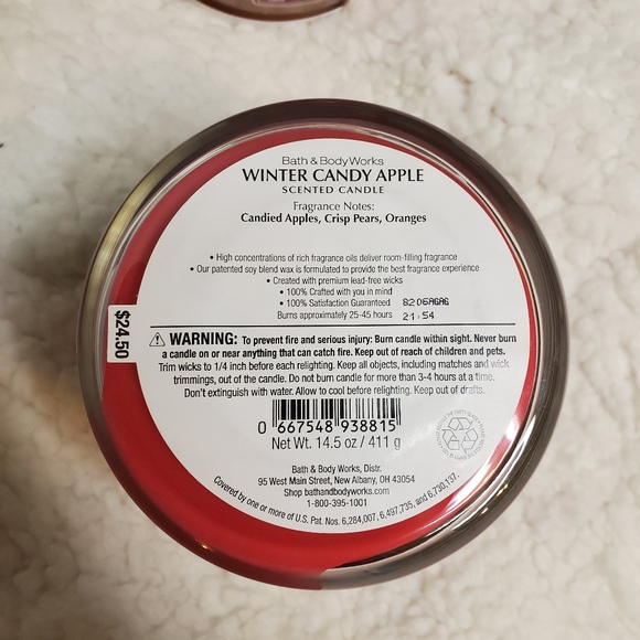 Bath & Body Works 3 Wick Winter Candles - NEW - Picture 14 of 14